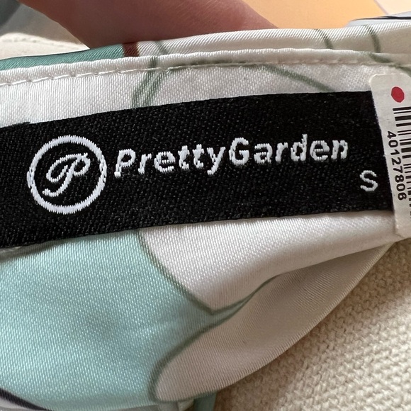 Pastel Floral Maxi Skirt in Light Blue - Picture 4 of 6